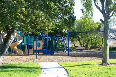 7th walnut park playground